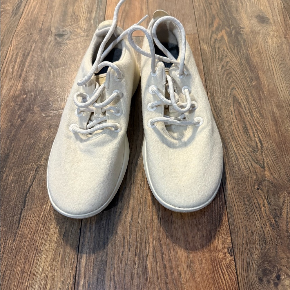 Allbirds white wool Lace-Up Sneakers - men’s size 10